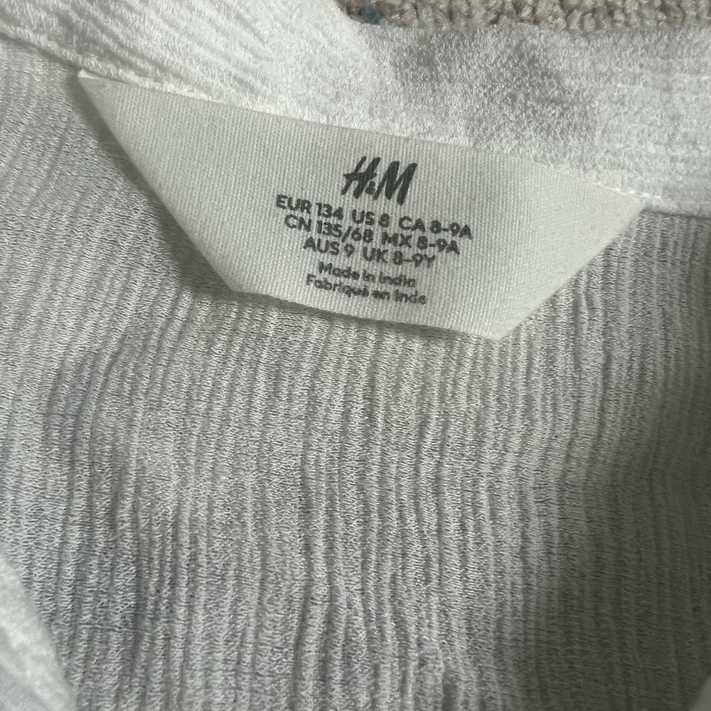 Girls H&M cropped Cream Button-Down Shirt - Picture 3 of 5